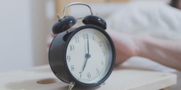 Alarm Clock For Hearing Impairment